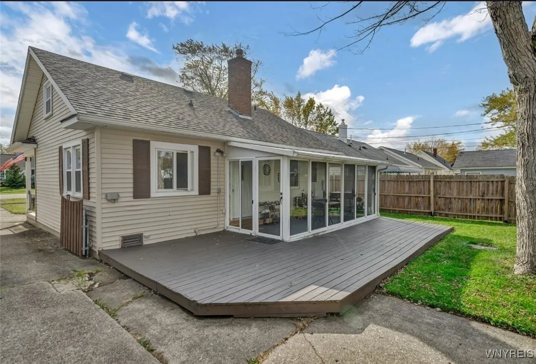 4912 Mount Vernon Boulevard, Hamburg, New York 140, Hamburg, New York 14075, 3 Bedrooms Bedrooms, 5 Rooms Rooms,1 BathroomBathrooms,Residential,Closed,4912 Mount Vernon Boulevard, Hamburg, New York 140,0,B1575128