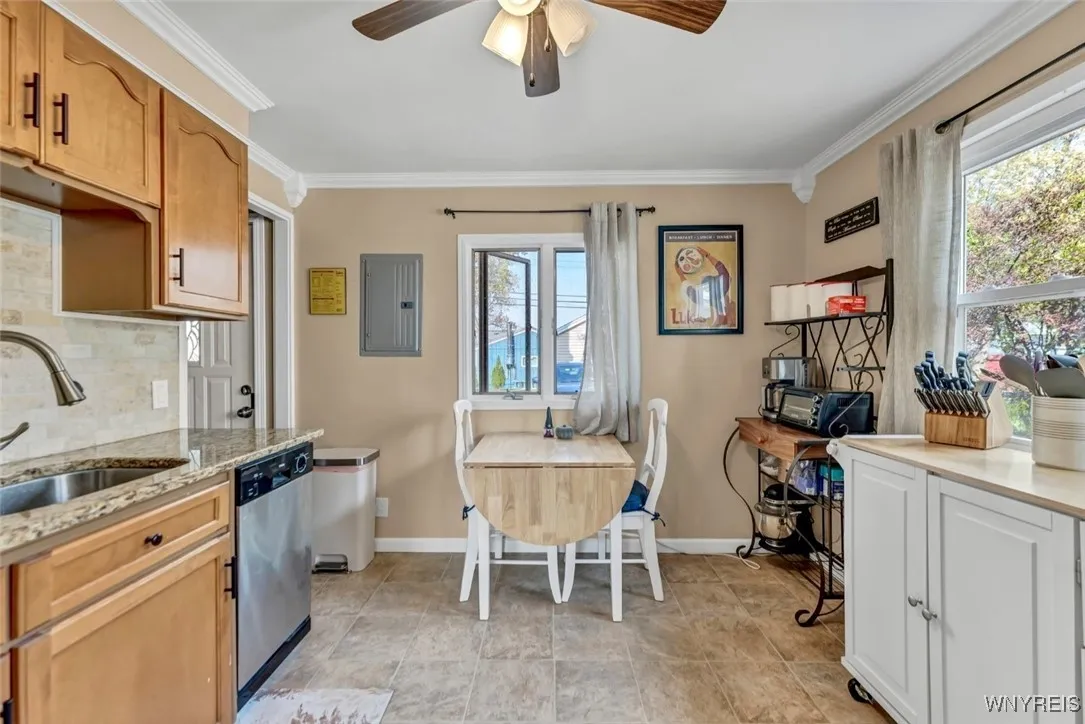 4912 Mount Vernon Boulevard, Hamburg, New York 140, Hamburg, New York 14075, 3 Bedrooms Bedrooms, 5 Rooms Rooms,1 BathroomBathrooms,Residential,Closed,4912 Mount Vernon Boulevard, Hamburg, New York 140,0,B1575128