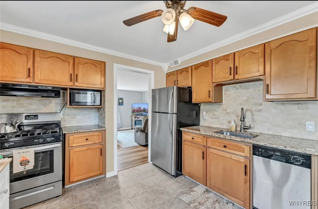 4912 Mount Vernon Boulevard, Hamburg, New York 140, Hamburg, New York 14075, 3 Bedrooms Bedrooms, 5 Rooms Rooms,1 BathroomBathrooms,Residential,Closed,4912 Mount Vernon Boulevard, Hamburg, New York 140,0,B1575128