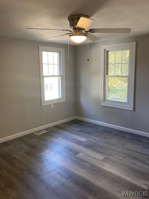 32 Elm Street, Tonawanda-city, New York 14150, Tonawanda, New York 14150, 3 Bedrooms Bedrooms, 8 Rooms Rooms,2 BathroomsBathrooms,Residential,Closed,32 Elm Street, Tonawanda-city, New York 14150,0,B1575528