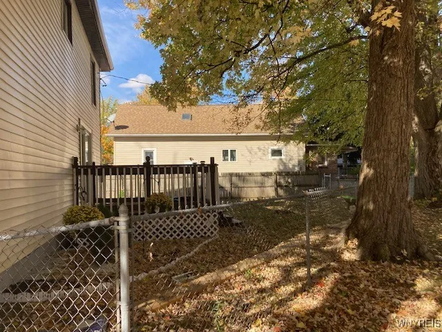 32 Elm Street, Tonawanda-city, New York 14150, Tonawanda, New York 14150, 3 Bedrooms Bedrooms, 8 Rooms Rooms,2 BathroomsBathrooms,Residential,Closed,32 Elm Street, Tonawanda-city, New York 14150,0,B1575528