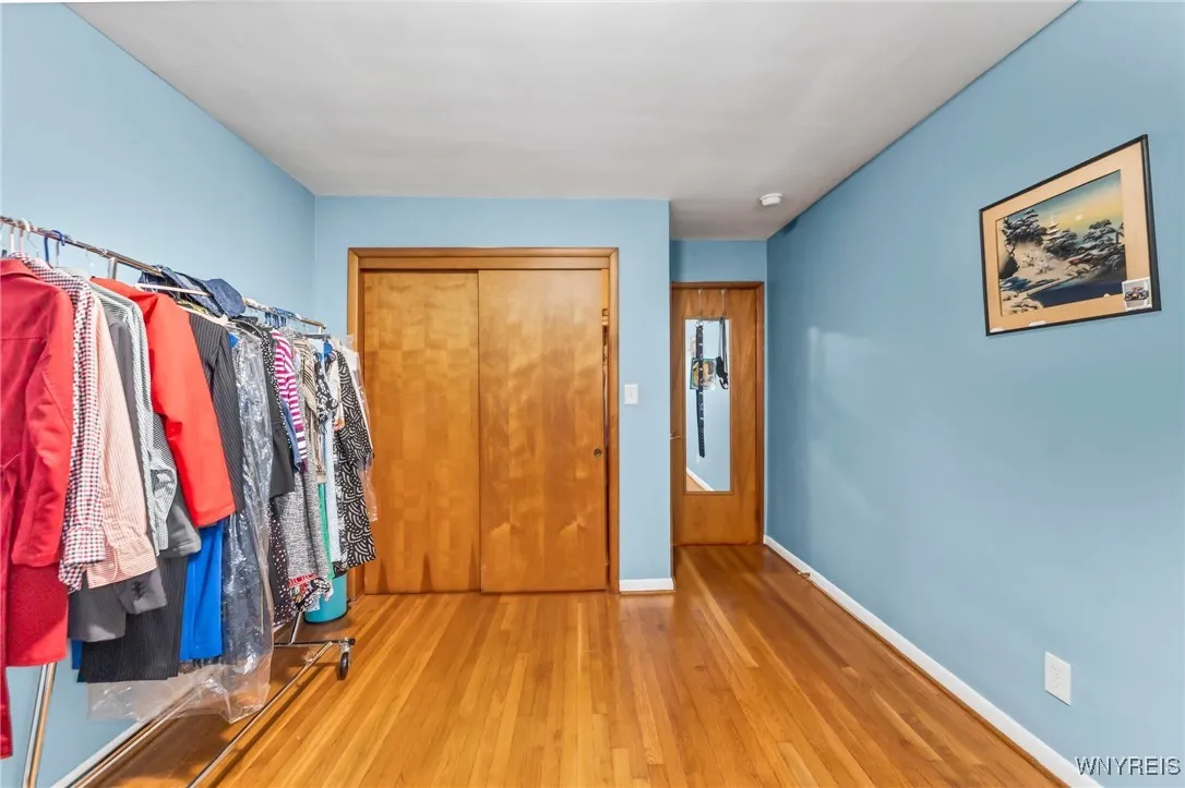4050 David Rd, Clarence, New York 14221, Clarence, New York 14221, 4 Bedrooms Bedrooms, 9 Rooms Rooms,3 BathroomsBathrooms,Residential,Closed,4050 David Rd, Clarence, New York 14221,0,B1575665