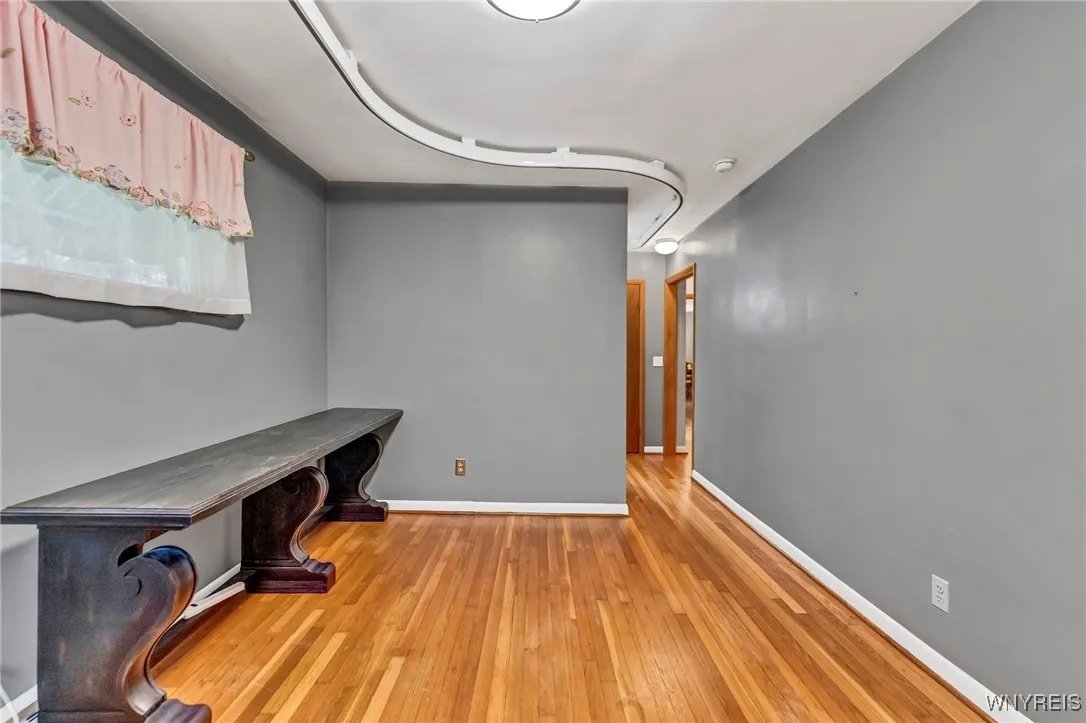 4050 David Rd, Clarence, New York 14221, Clarence, New York 14221, 4 Bedrooms Bedrooms, 9 Rooms Rooms,3 BathroomsBathrooms,Residential,Closed,4050 David Rd, Clarence, New York 14221,0,B1575665