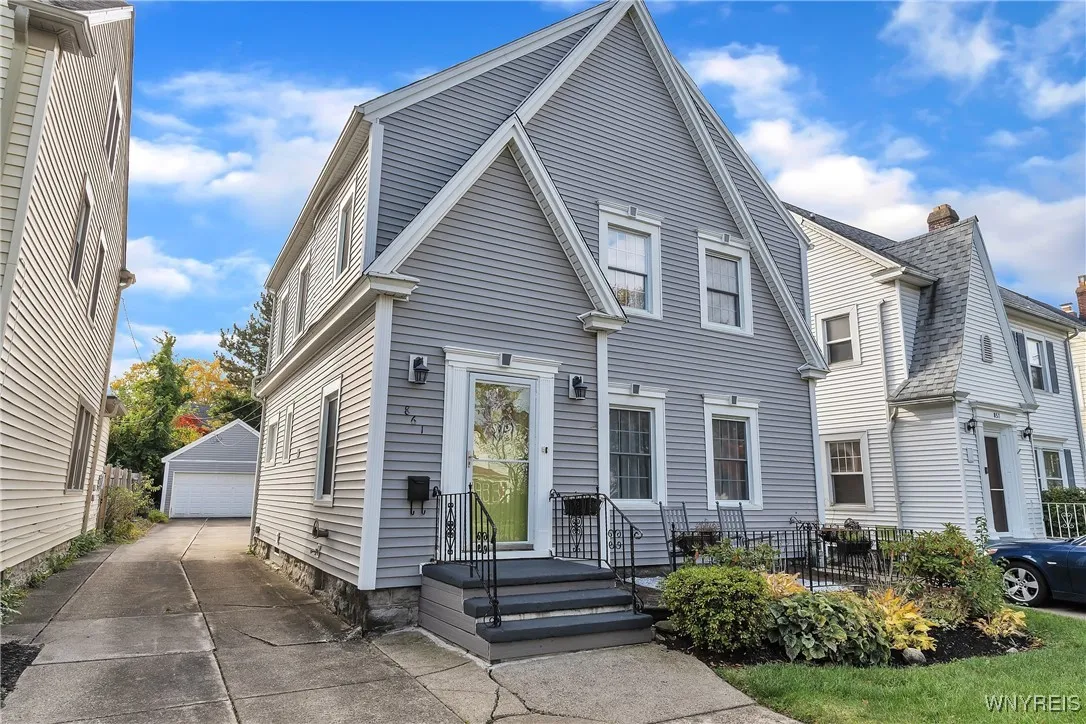 861 Parkside Avenue, Buffalo, New York 14216, Buffalo, New York 14216, 3 Bedrooms Bedrooms, 7 Rooms Rooms,1 BathroomBathrooms,Residential,Closed,861 Parkside Avenue, Buffalo, New York 14216,0,B1573474
