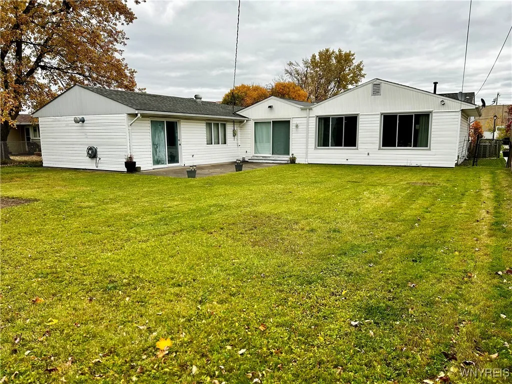 194 Glenhurst Road, Tonawanda-town, New York 14150, Tonawanda, New York 14150, 3 Bedrooms Bedrooms, 7 Rooms Rooms,2 BathroomsBathrooms,Residential,Closed,194 Glenhurst Road, Tonawanda-town, New York 14150,0,B1574527