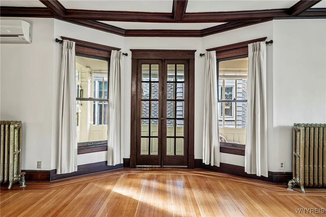 485 Woodward Ave, Buffalo, New York 14214, Buffalo, New York 14214, 3 Bedrooms Bedrooms, 9 Rooms Rooms,1 BathroomBathrooms,Residential,Closed,485 Woodward Ave, Buffalo, New York 14214,0,B1575162