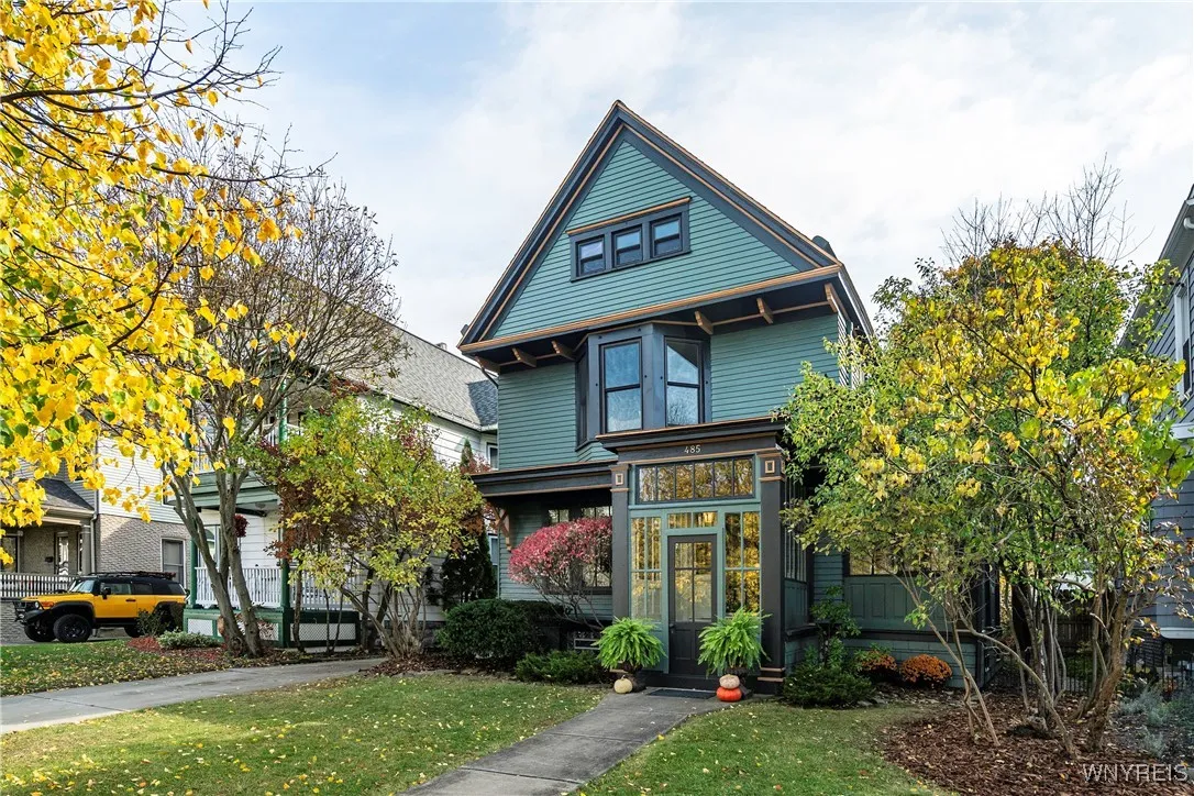 485 Woodward Ave, Buffalo, New York 14214, Buffalo, New York 14214, 3 Bedrooms Bedrooms, 9 Rooms Rooms,1 BathroomBathrooms,Residential,Closed,485 Woodward Ave, Buffalo, New York 14214,0,B1575162