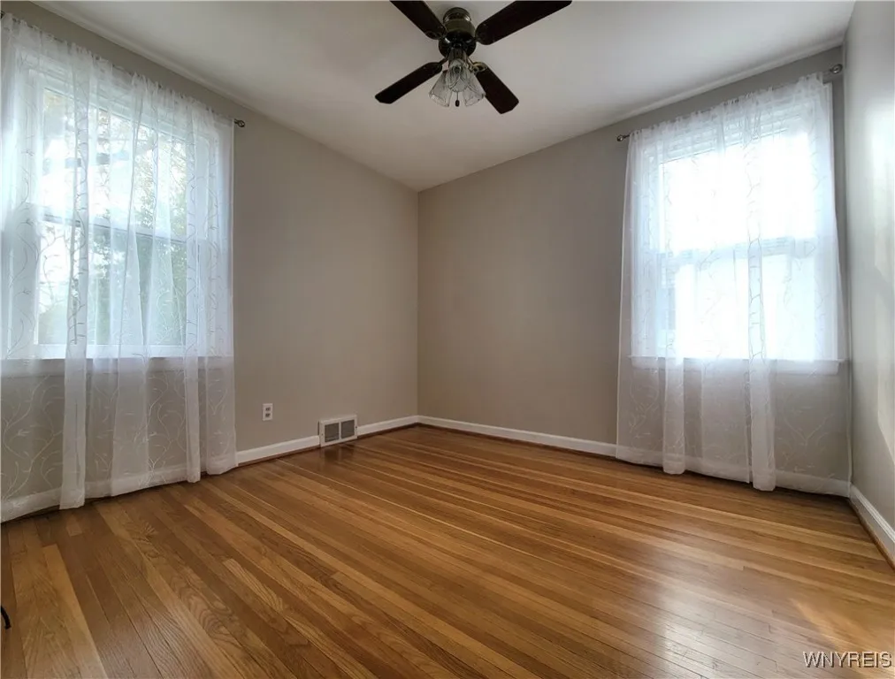 193 Wilmington Avenue, Tonawanda-town, New York 14, Tonawanda, New York 14150, 3 Bedrooms Bedrooms, 6 Rooms Rooms,1 BathroomBathrooms,Residential,Closed,193 Wilmington Avenue, Tonawanda-town, New York 14,0,B1575610