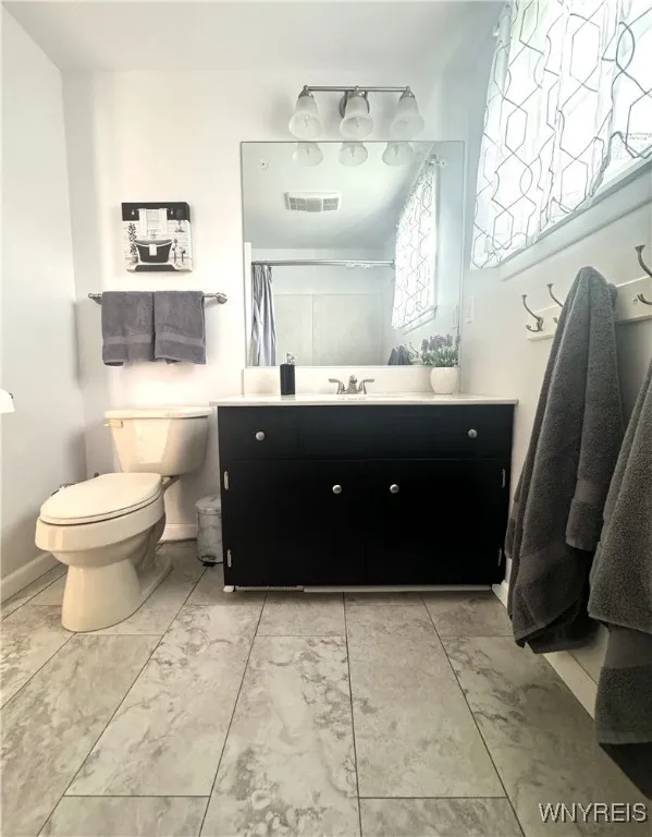 193 Wilmington Avenue, Tonawanda-town, New York 14, Tonawanda, New York 14150, 3 Bedrooms Bedrooms, 6 Rooms Rooms,1 BathroomBathrooms,Residential,Closed,193 Wilmington Avenue, Tonawanda-town, New York 14,0,B1575610