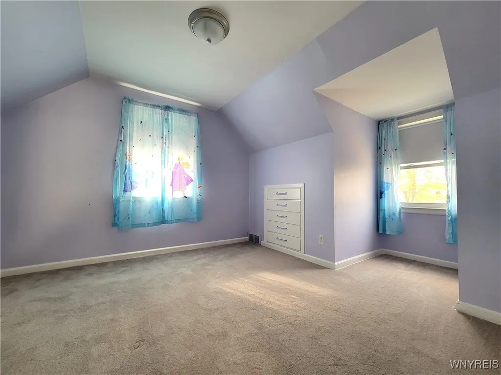 193 Wilmington Avenue, Tonawanda-town, New York 14, Tonawanda, New York 14150, 3 Bedrooms Bedrooms, 6 Rooms Rooms,1 BathroomBathrooms,Residential,Closed,193 Wilmington Avenue, Tonawanda-town, New York 14,0,B1575610