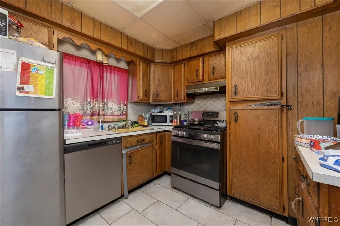 143 Hartwell Road, Buffalo, New York 14216, Buffalo, New York 14216, 6 Bedrooms Bedrooms, ,2 BathroomsBathrooms,Residential,Closed,143 Hartwell Road, Buffalo, New York 14216,0,B1575799