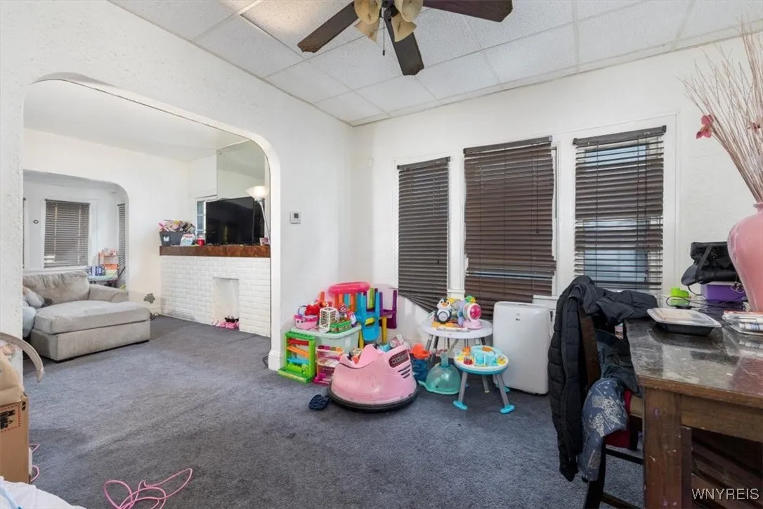143 Hartwell Road, Buffalo, New York 14216, Buffalo, New York 14216, 6 Bedrooms Bedrooms, ,2 BathroomsBathrooms,Residential,Closed,143 Hartwell Road, Buffalo, New York 14216,0,B1575799