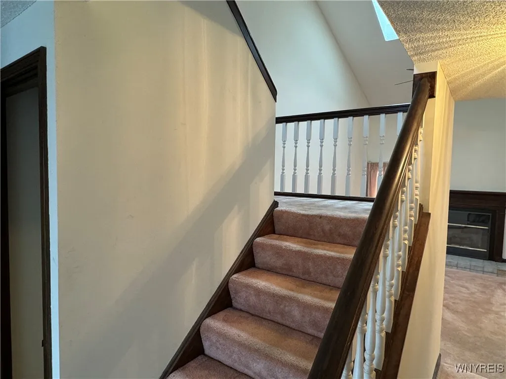 185 Bridle Path, Orchard Park, New York 14127, Orchard Park, New York 14127, 2 Bedrooms Bedrooms, 7 Rooms Rooms,1 BathroomBathrooms,Residential,Closed,185 Bridle Path, Orchard Park, New York 14127,0,B1575912