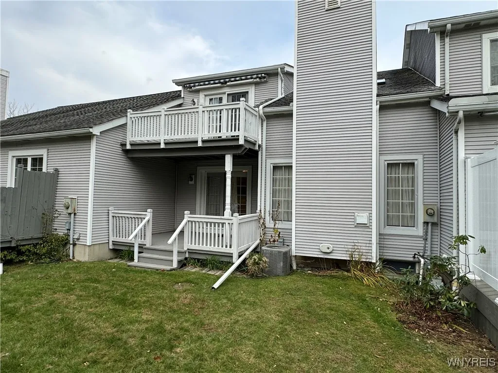 185 Bridle Path, Orchard Park, New York 14127, Orchard Park, New York 14127, 2 Bedrooms Bedrooms, 7 Rooms Rooms,1 BathroomBathrooms,Residential,Closed,185 Bridle Path, Orchard Park, New York 14127,0,B1575912
