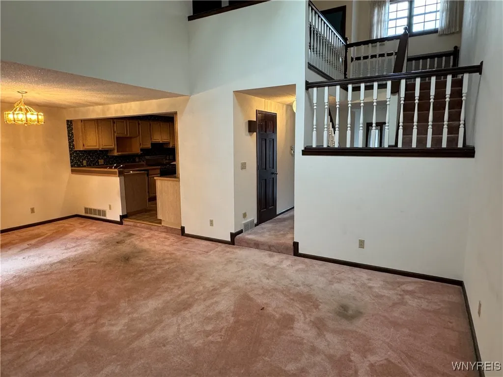 185 Bridle Path, Orchard Park, New York 14127, Orchard Park, New York 14127, 2 Bedrooms Bedrooms, 7 Rooms Rooms,1 BathroomBathrooms,Residential,Closed,185 Bridle Path, Orchard Park, New York 14127,0,B1575912