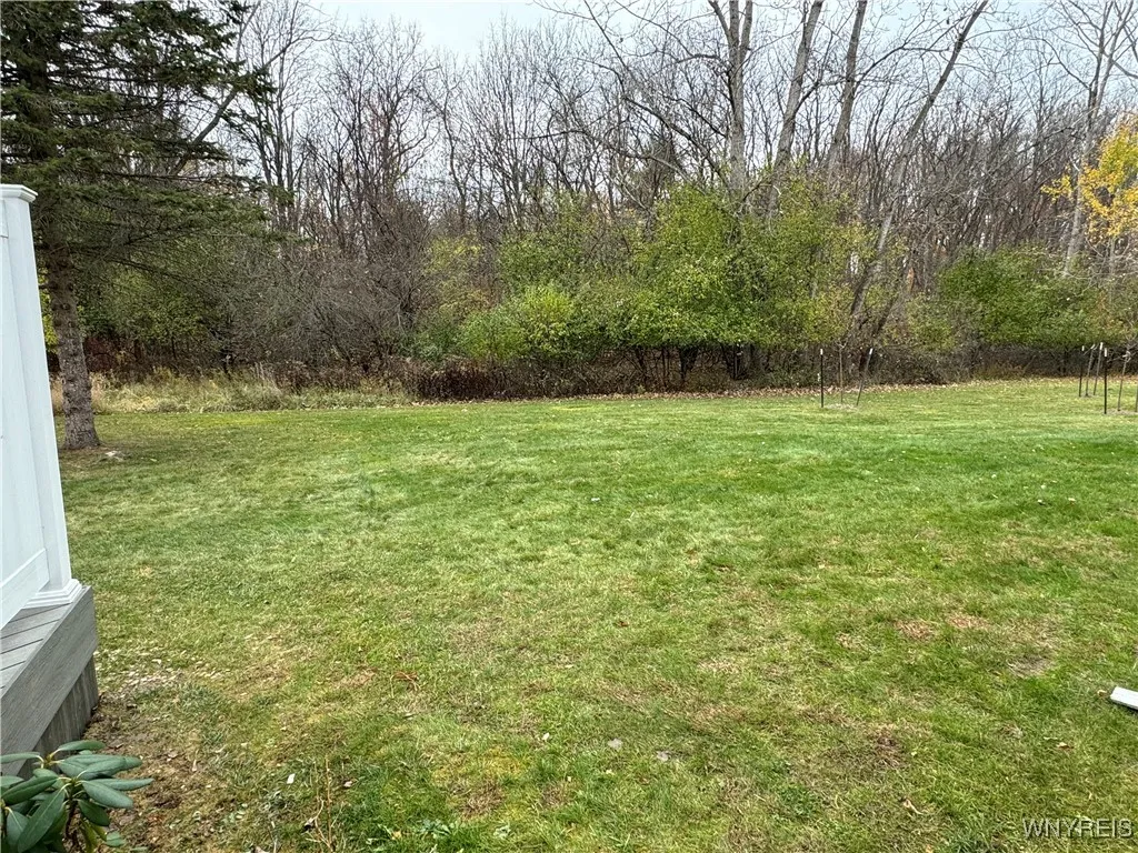 185 Bridle Path, Orchard Park, New York 14127, Orchard Park, New York 14127, 2 Bedrooms Bedrooms, 7 Rooms Rooms,1 BathroomBathrooms,Residential,Closed,185 Bridle Path, Orchard Park, New York 14127,0,B1575912