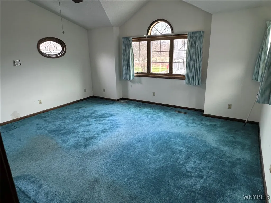 185 Bridle Path, Orchard Park, New York 14127, Orchard Park, New York 14127, 2 Bedrooms Bedrooms, 7 Rooms Rooms,1 BathroomBathrooms,Residential,Closed,185 Bridle Path, Orchard Park, New York 14127,0,B1575912