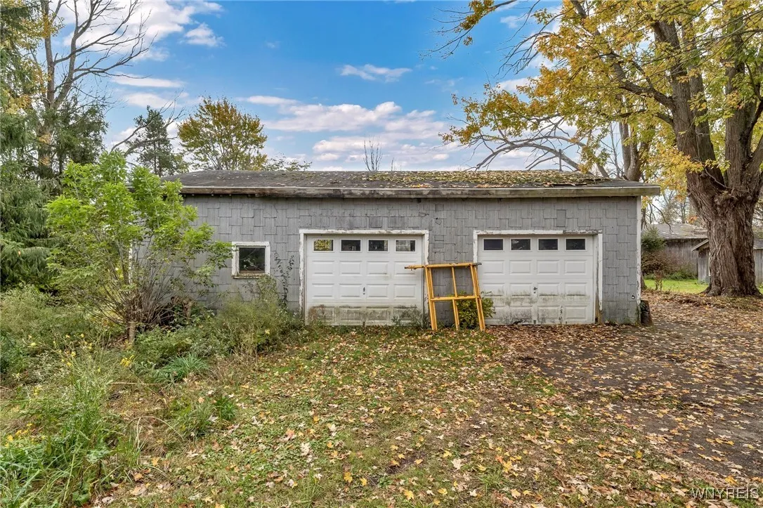 3+ car garage