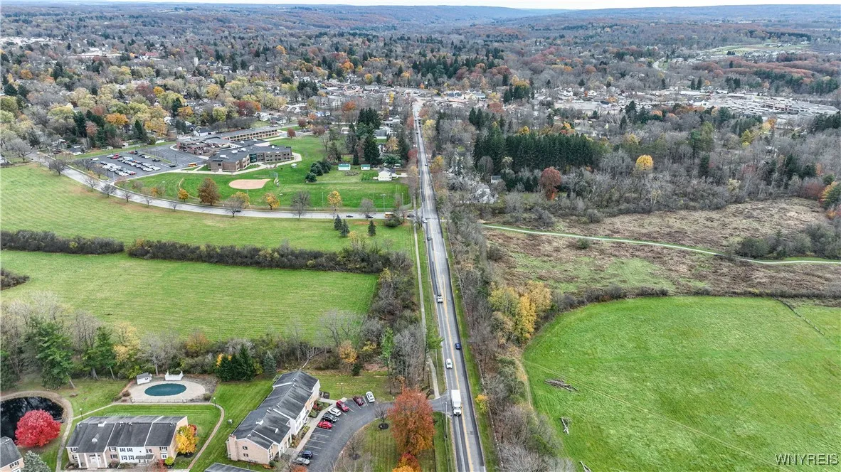 270 Buffalo Road 84, Aurora, New York 14052, Aurora, New York 14052, 2 Bedrooms Bedrooms, 4 Rooms Rooms,2 BathroomsBathrooms,Residential,Closed,270 Buffalo Road 84, Aurora, New York 14052,0,B1575603