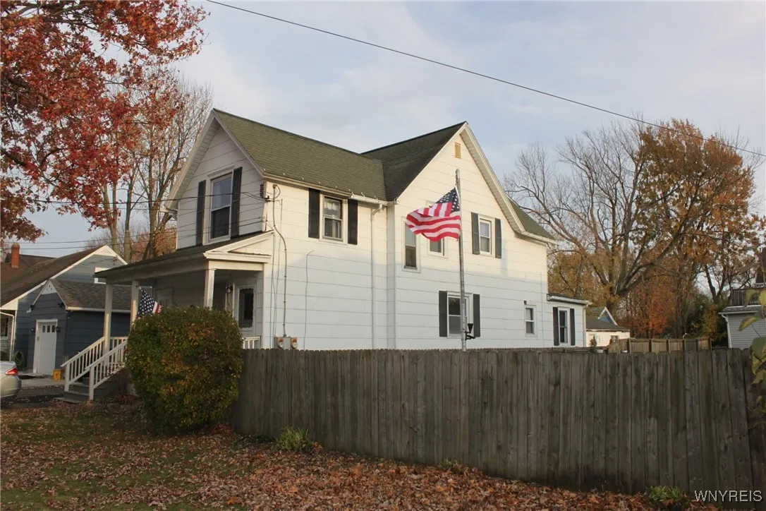 403 Fletcher Street, Tonawanda-city, New York 1415, Tonawanda, New York 14150, 5 Bedrooms Bedrooms, ,2 BathroomsBathrooms,Residential,Closed,403 Fletcher Street, Tonawanda-city, New York 1415,0,B1576130