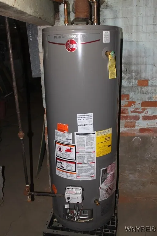 403 Fletcher Street, Tonawanda-city, New York 1415, Tonawanda, New York 14150, 5 Bedrooms Bedrooms, ,2 BathroomsBathrooms,Residential,Closed,403 Fletcher Street, Tonawanda-city, New York 1415,0,B1576130