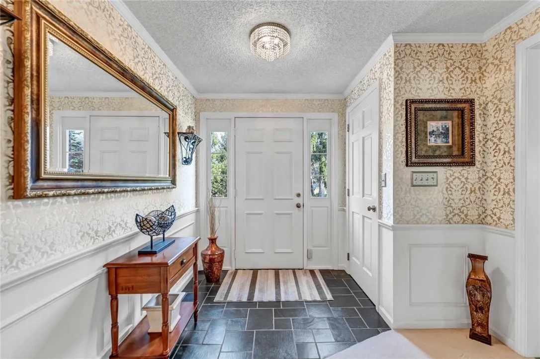 95 Fox Meadow Lane, Orchard Park, New York 14127, Orchard Park, New York 14127, 4 Bedrooms Bedrooms, 14 Rooms Rooms,2 BathroomsBathrooms,Residential,Closed,95 Fox Meadow Lane, Orchard Park, New York 14127,0,R1575931