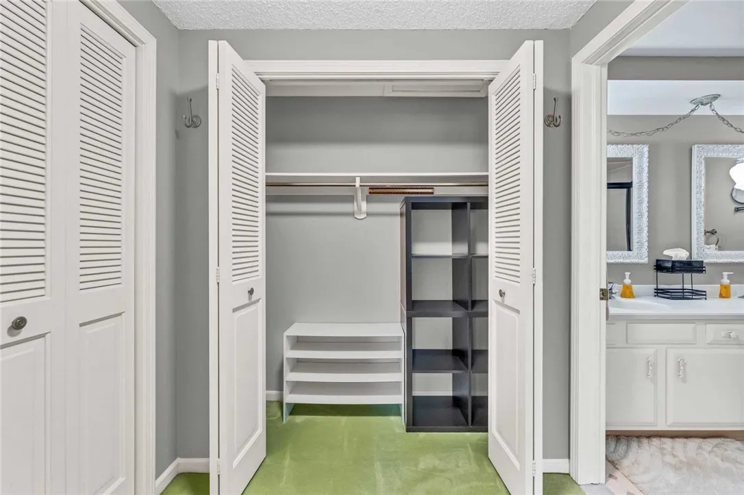 95 Fox Meadow Lane, Orchard Park, New York 14127, Orchard Park, New York 14127, 4 Bedrooms Bedrooms, 14 Rooms Rooms,2 BathroomsBathrooms,Residential,Closed,95 Fox Meadow Lane, Orchard Park, New York 14127,0,R1575931