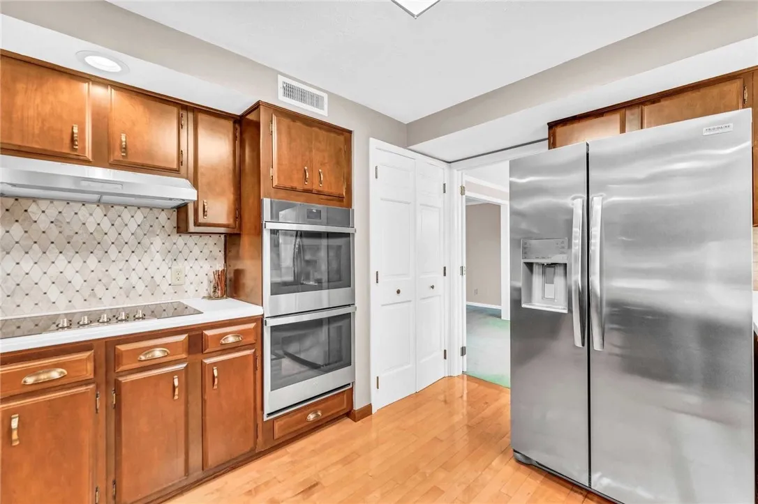 95 Fox Meadow Lane, Orchard Park, New York 14127, Orchard Park, New York 14127, 4 Bedrooms Bedrooms, 14 Rooms Rooms,2 BathroomsBathrooms,Residential,Closed,95 Fox Meadow Lane, Orchard Park, New York 14127,0,R1575931
