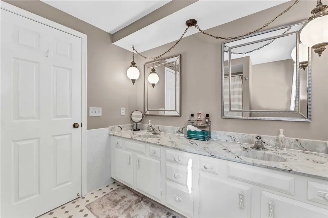 95 Fox Meadow Lane, Orchard Park, New York 14127, Orchard Park, New York 14127, 4 Bedrooms Bedrooms, 14 Rooms Rooms,2 BathroomsBathrooms,Residential,Closed,95 Fox Meadow Lane, Orchard Park, New York 14127,0,R1575931