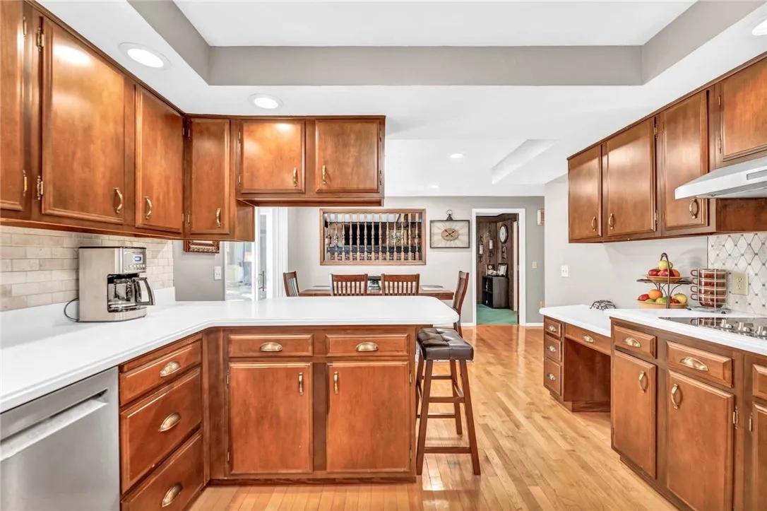 95 Fox Meadow Lane, Orchard Park, New York 14127, Orchard Park, New York 14127, 4 Bedrooms Bedrooms, 14 Rooms Rooms,2 BathroomsBathrooms,Residential,Closed,95 Fox Meadow Lane, Orchard Park, New York 14127,0,R1575931