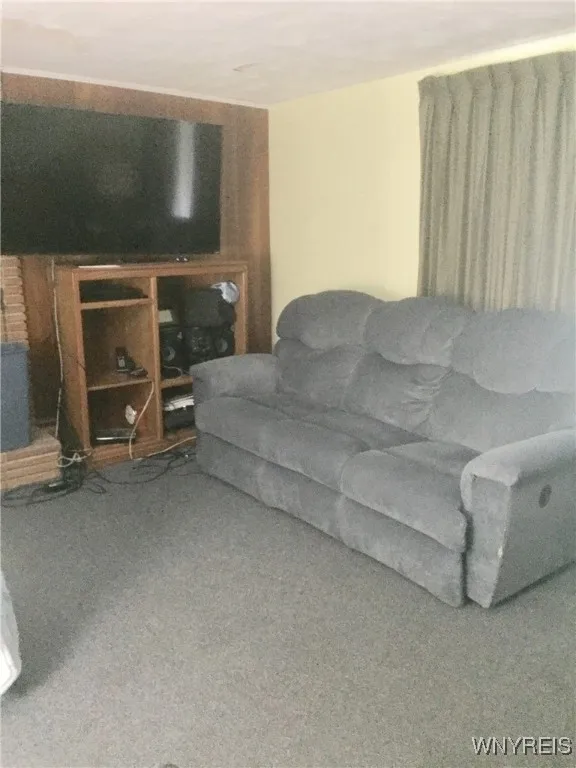 4710 Boncrest W. Drive West, Clarence, New York 14, Clarence, New York 14221, 4 Bedrooms Bedrooms, 8 Rooms Rooms,2 BathroomsBathrooms,Residential,Closed,4710 Boncrest W. Drive West, Clarence, New York 14,0,B1576280