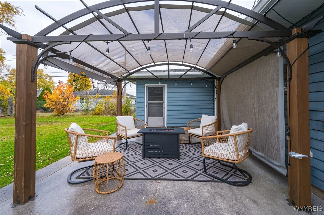 281 Green Acres Road, Tonawanda-town, New York 141, Tonawanda, New York 14150, 3 Bedrooms Bedrooms, 5 Rooms Rooms,1 BathroomBathrooms,Residential,Closed,281 Green Acres Road, Tonawanda-town, New York 141,0,B1576299