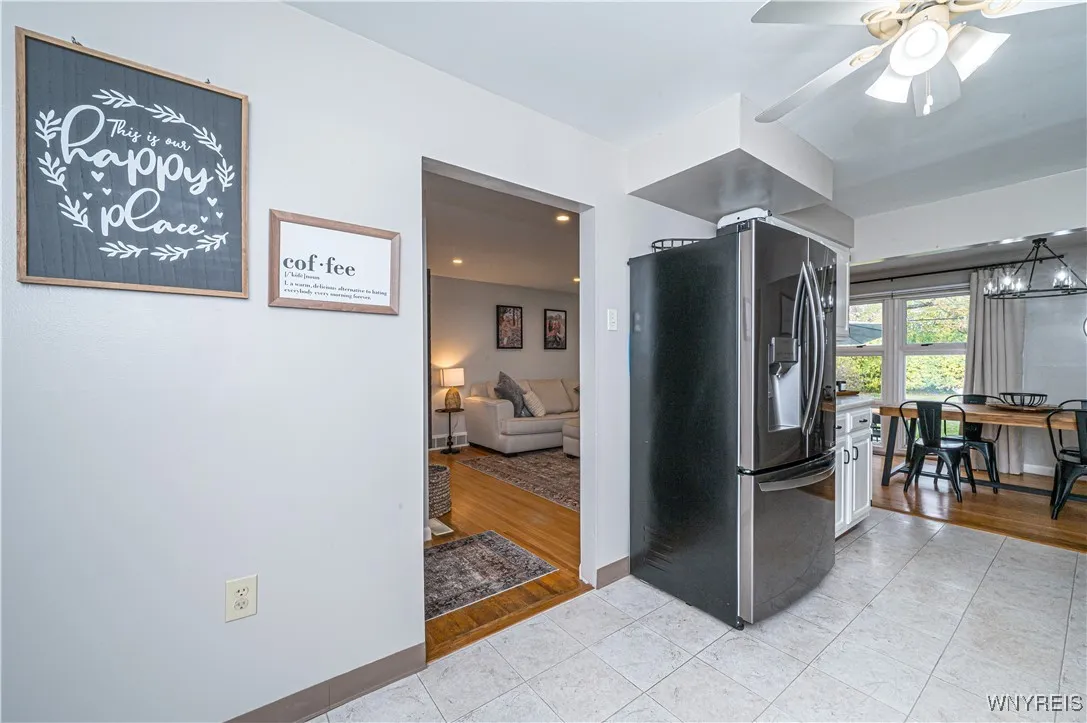 281 Green Acres Road, Tonawanda-town, New York 141, Tonawanda, New York 14150, 3 Bedrooms Bedrooms, 5 Rooms Rooms,1 BathroomBathrooms,Residential,Closed,281 Green Acres Road, Tonawanda-town, New York 141,0,B1576299