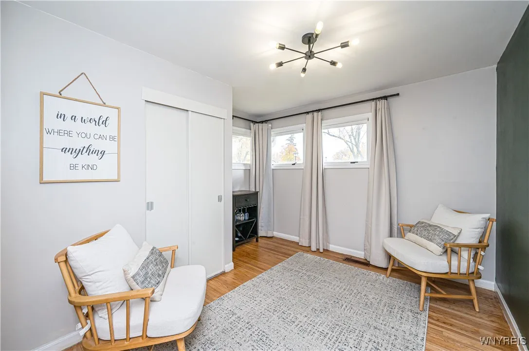 281 Green Acres Road, Tonawanda-town, New York 141, Tonawanda, New York 14150, 3 Bedrooms Bedrooms, 5 Rooms Rooms,1 BathroomBathrooms,Residential,Closed,281 Green Acres Road, Tonawanda-town, New York 141,0,B1576299