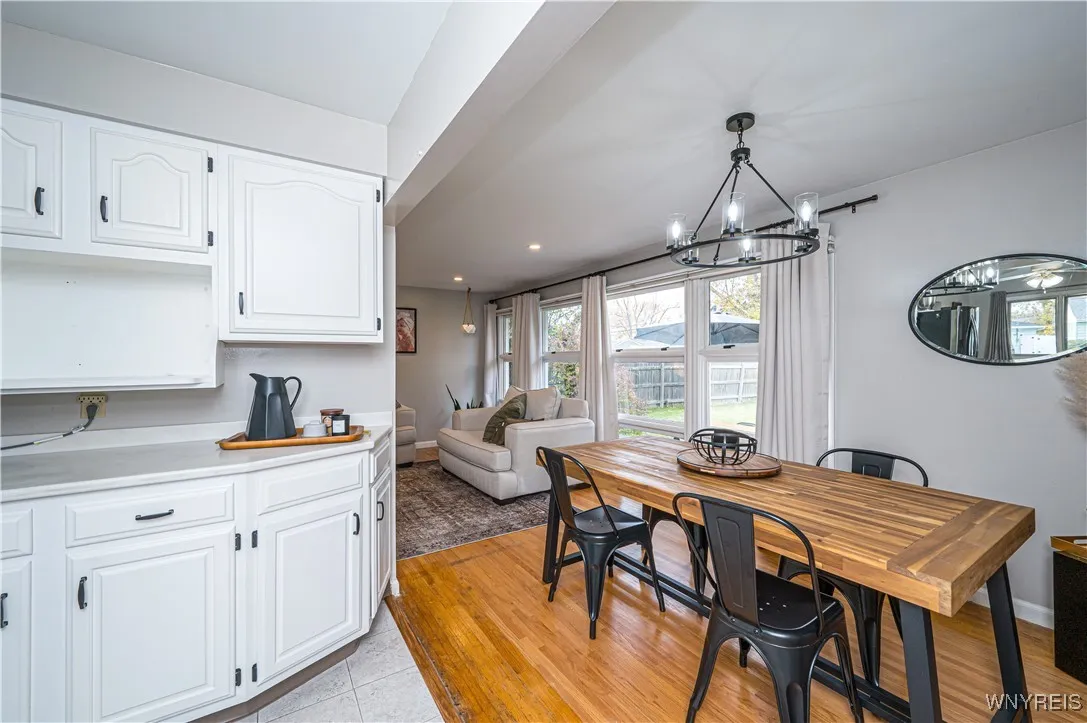 281 Green Acres Road, Tonawanda-town, New York 141, Tonawanda, New York 14150, 3 Bedrooms Bedrooms, 5 Rooms Rooms,1 BathroomBathrooms,Residential,Closed,281 Green Acres Road, Tonawanda-town, New York 141,0,B1576299
