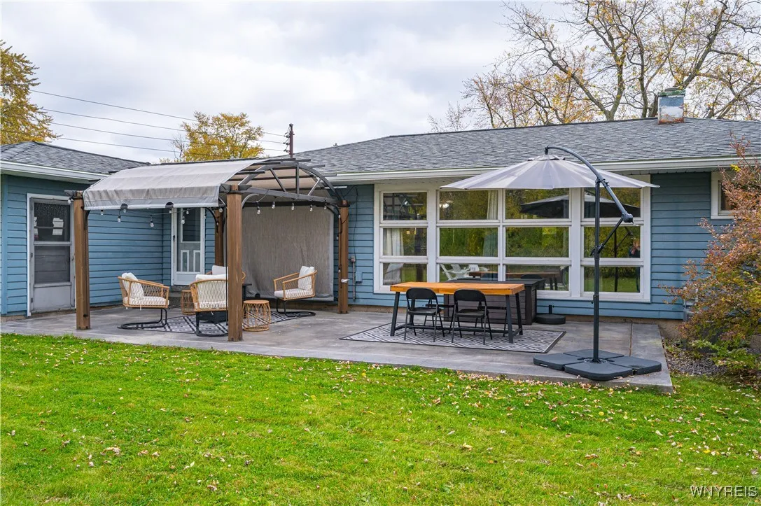281 Green Acres Road, Tonawanda-town, New York 141, Tonawanda, New York 14150, 3 Bedrooms Bedrooms, 5 Rooms Rooms,1 BathroomBathrooms,Residential,Closed,281 Green Acres Road, Tonawanda-town, New York 141,0,B1576299