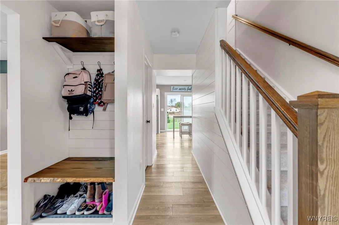 4246 Bayview Road, Hamburg, New York 14075, Hamburg, New York 14219, 4 Bedrooms Bedrooms, 11 Rooms Rooms,2 BathroomsBathrooms,Residential,Closed,4246 Bayview Road, Hamburg, New York 14075,0,B1576338