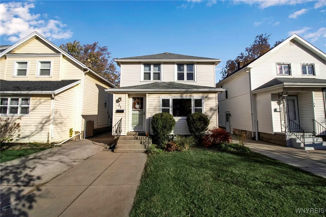21 Dakota Street, Buffalo, New York 14216, Buffalo, New York 14216, 4 Bedrooms Bedrooms, 9 Rooms Rooms,2 BathroomsBathrooms,Residential,Closed,21 Dakota Street, Buffalo, New York 14216,0,B1576230
