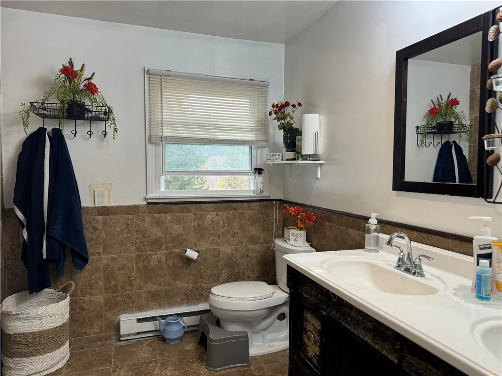 5 Marion Lane, Otego, New York 13825, Otego, New York 13825, 4 Bedrooms Bedrooms, 12 Rooms Rooms,2 BathroomsBathrooms,Residential,Closed,5 Marion Lane, Otego, New York 13825,0,R1576443