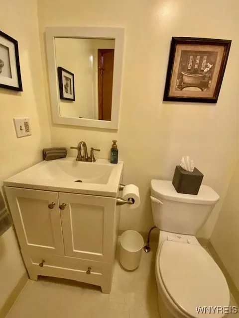 2nd floor half bath
