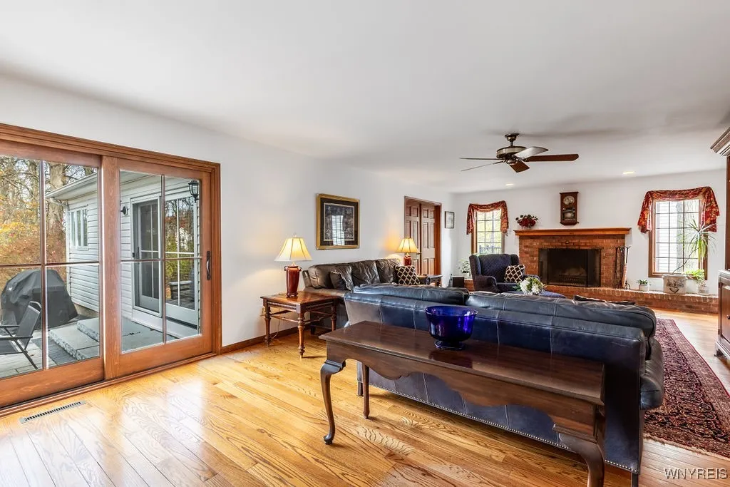 173 Spicer Creek Run, Grand Island, New York 14072, Grand Island, New York 14072, 5 Bedrooms Bedrooms, 18 Rooms Rooms,4 BathroomsBathrooms,Residential,Closed,173 Spicer Creek Run, Grand Island, New York 14072,0,B1573352