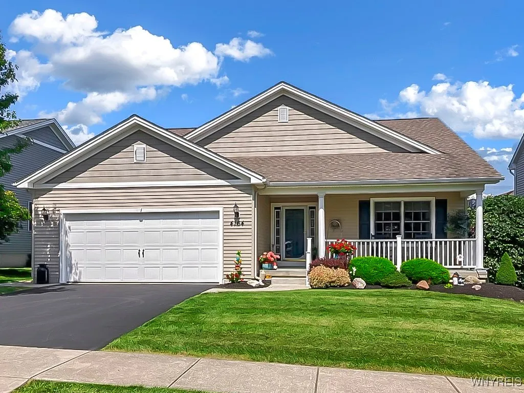4164 Tisbury Lane, Hamburg, New York 14075, Hamburg, New York 14075, 3 Bedrooms Bedrooms, 6 Rooms Rooms,2 BathroomsBathrooms,Residential,Closed,4164 Tisbury Lane, Hamburg, New York 14075,0,B1576337