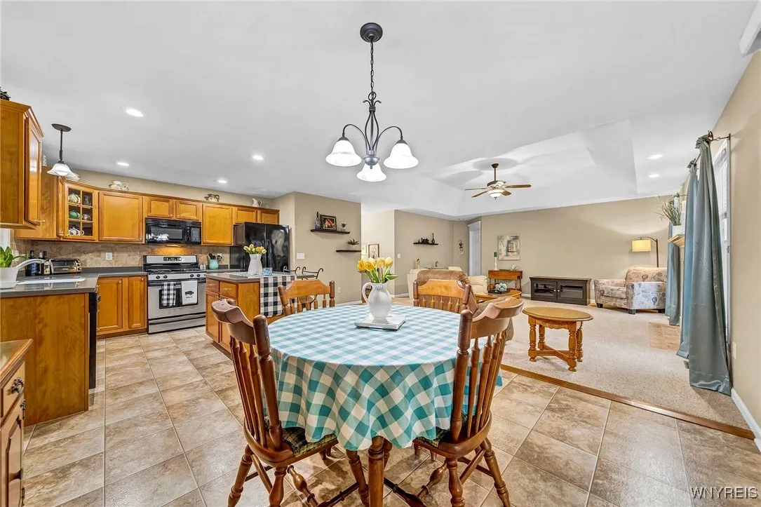 4164 Tisbury Lane, Hamburg, New York 14075, Hamburg, New York 14075, 3 Bedrooms Bedrooms, 6 Rooms Rooms,2 BathroomsBathrooms,Residential,Closed,4164 Tisbury Lane, Hamburg, New York 14075,0,B1576337