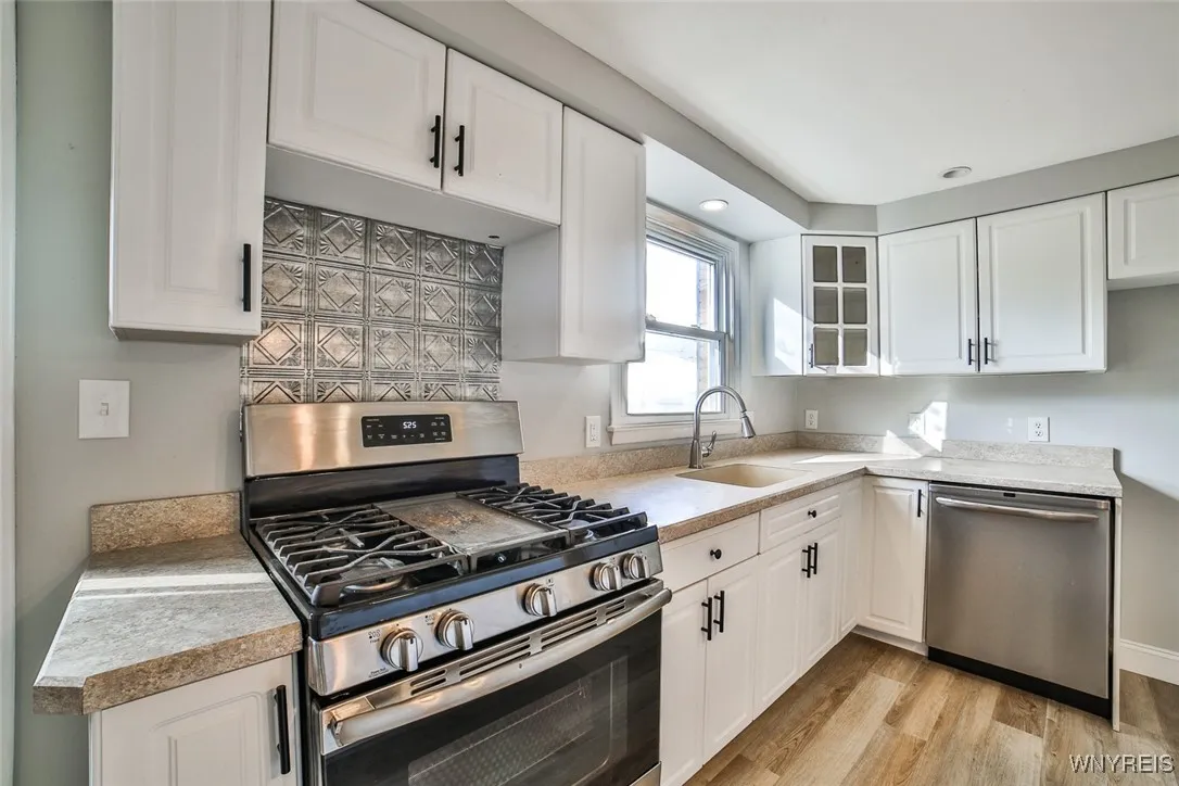 40 Fountain, Tonawanda-town, New York 14223, Tonawanda, New York 14223, 3 Bedrooms Bedrooms, 6 Rooms Rooms,1 BathroomBathrooms,Residential,Closed,40 Fountain, Tonawanda-town, New York 14223,0,B1576770