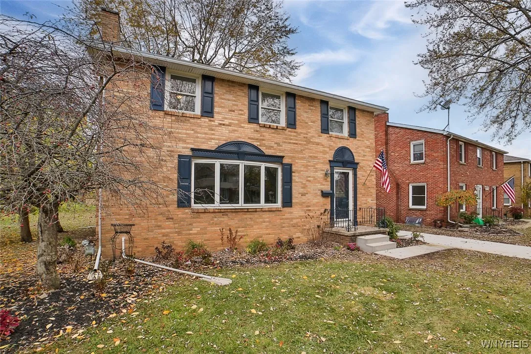 40 Fountain, Tonawanda-town, New York 14223, Tonawanda, New York 14223, 3 Bedrooms Bedrooms, 6 Rooms Rooms,1 BathroomBathrooms,Residential,Closed,40 Fountain, Tonawanda-town, New York 14223,0,B1576770