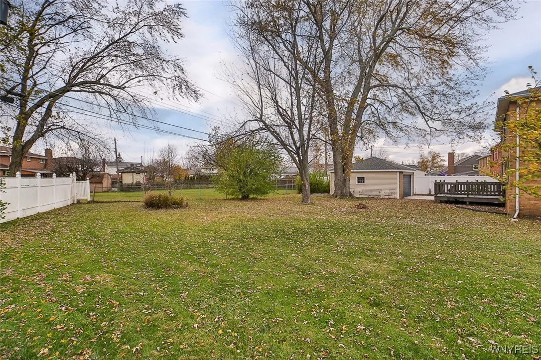 40 Fountain, Tonawanda-town, New York 14223, Tonawanda, New York 14223, 3 Bedrooms Bedrooms, 6 Rooms Rooms,1 BathroomBathrooms,Residential,Closed,40 Fountain, Tonawanda-town, New York 14223,0,B1576770