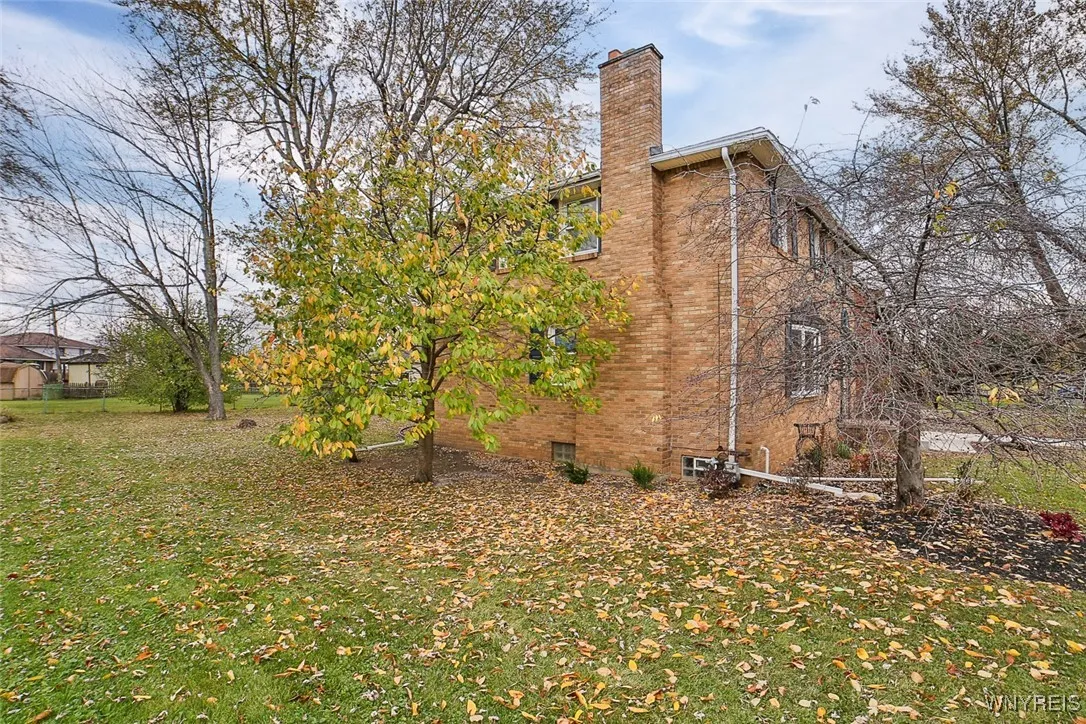 40 Fountain, Tonawanda-town, New York 14223, Tonawanda, New York 14223, 3 Bedrooms Bedrooms, 6 Rooms Rooms,1 BathroomBathrooms,Residential,Closed,40 Fountain, Tonawanda-town, New York 14223,0,B1576770