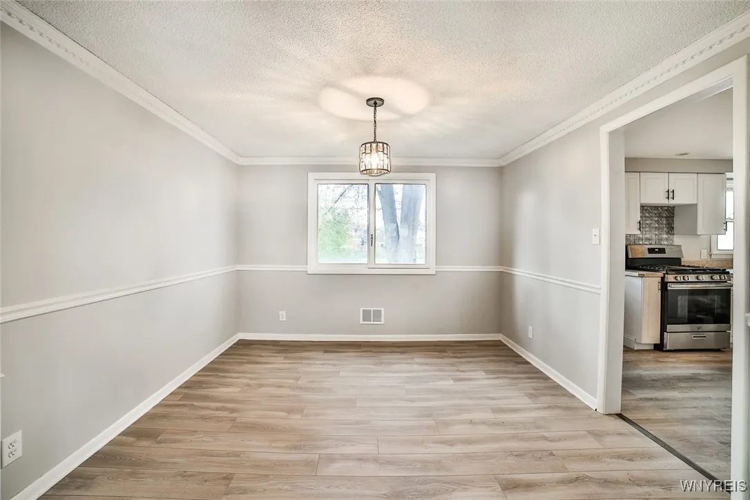 40 Fountain, Tonawanda-town, New York 14223, Tonawanda, New York 14223, 3 Bedrooms Bedrooms, 6 Rooms Rooms,1 BathroomBathrooms,Residential,Closed,40 Fountain, Tonawanda-town, New York 14223,0,B1576770