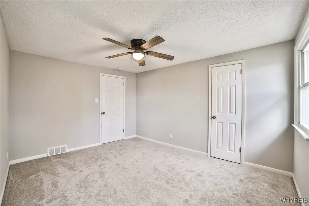 40 Fountain, Tonawanda-town, New York 14223, Tonawanda, New York 14223, 3 Bedrooms Bedrooms, 6 Rooms Rooms,1 BathroomBathrooms,Residential,Closed,40 Fountain, Tonawanda-town, New York 14223,0,B1576770