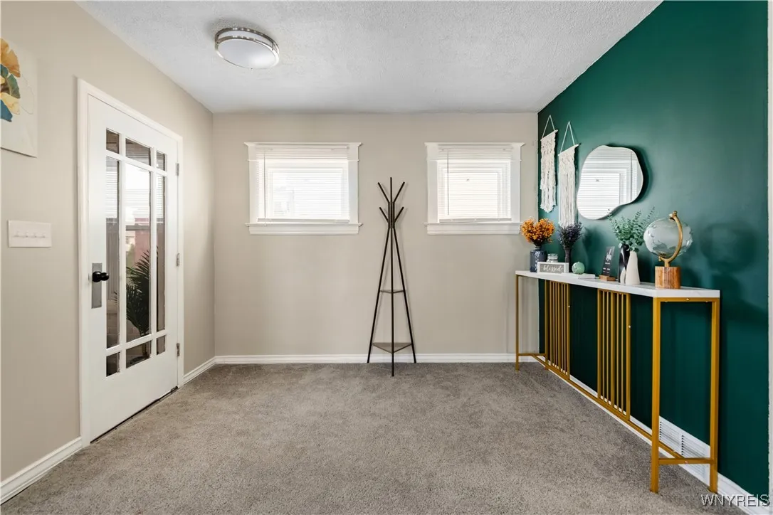 118 Homer Avenue, Buffalo, New York 14216, Buffalo, New York 14216, 4 Bedrooms Bedrooms, 9 Rooms Rooms,2 BathroomsBathrooms,Residential,Closed,118 Homer Avenue, Buffalo, New York 14216,0,B1575727